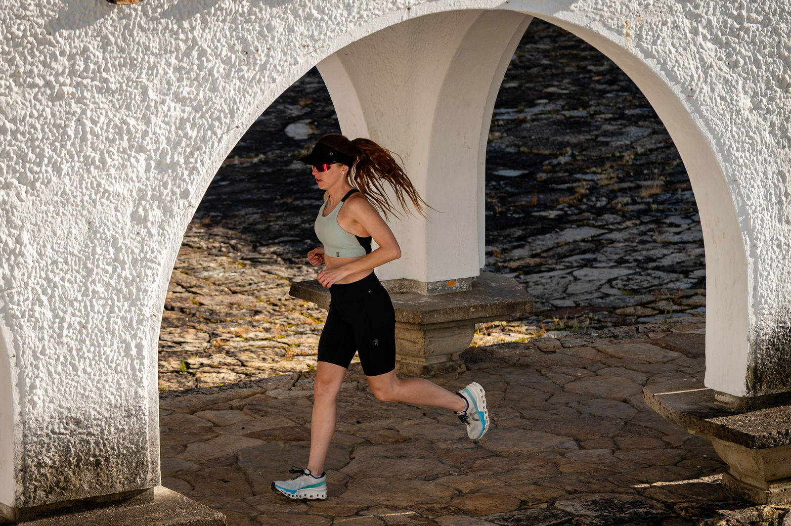 Dormir o Correr: La Clave del Bienestar y la Nutrición Equilibrada